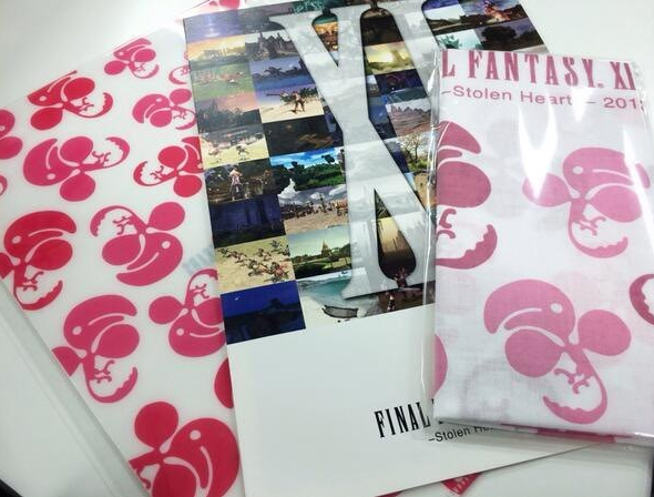 File:Stolenheartsconcert swag.jpg