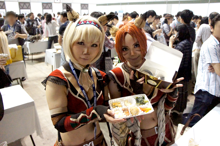 File:Vanafest 2012 mithra.jpg